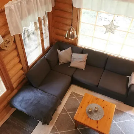 Chalet Metsaenkaevijae Syote