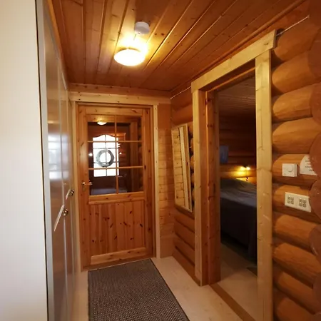 Metsaenkaevijae Chalet *